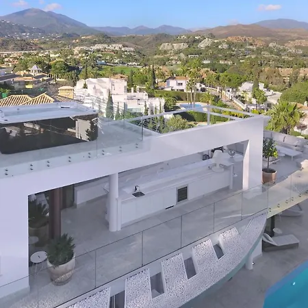 White Nueva Andalucia Марбелья