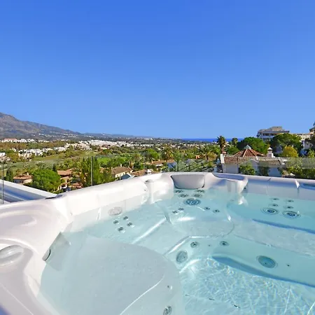 White Nueva Andalucia * Марбелья