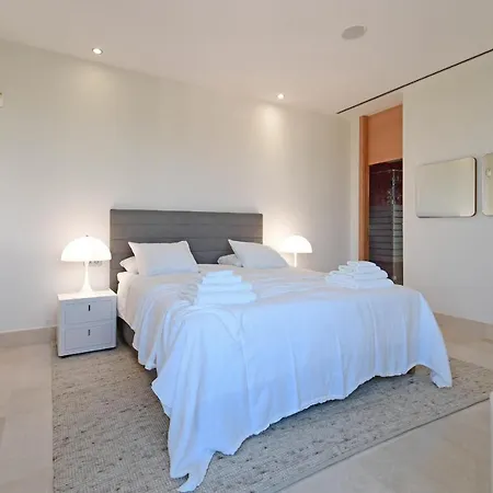 Villa White Nueva Andalucia Marbella